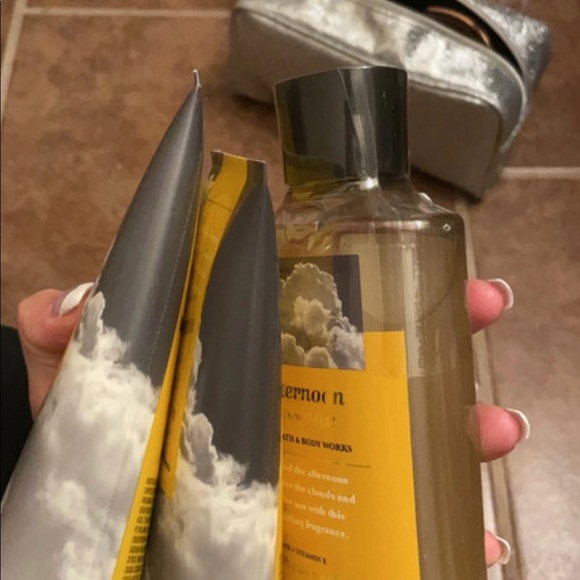 Bath and body works Afternoon Sunshine - Picture 4 of 4